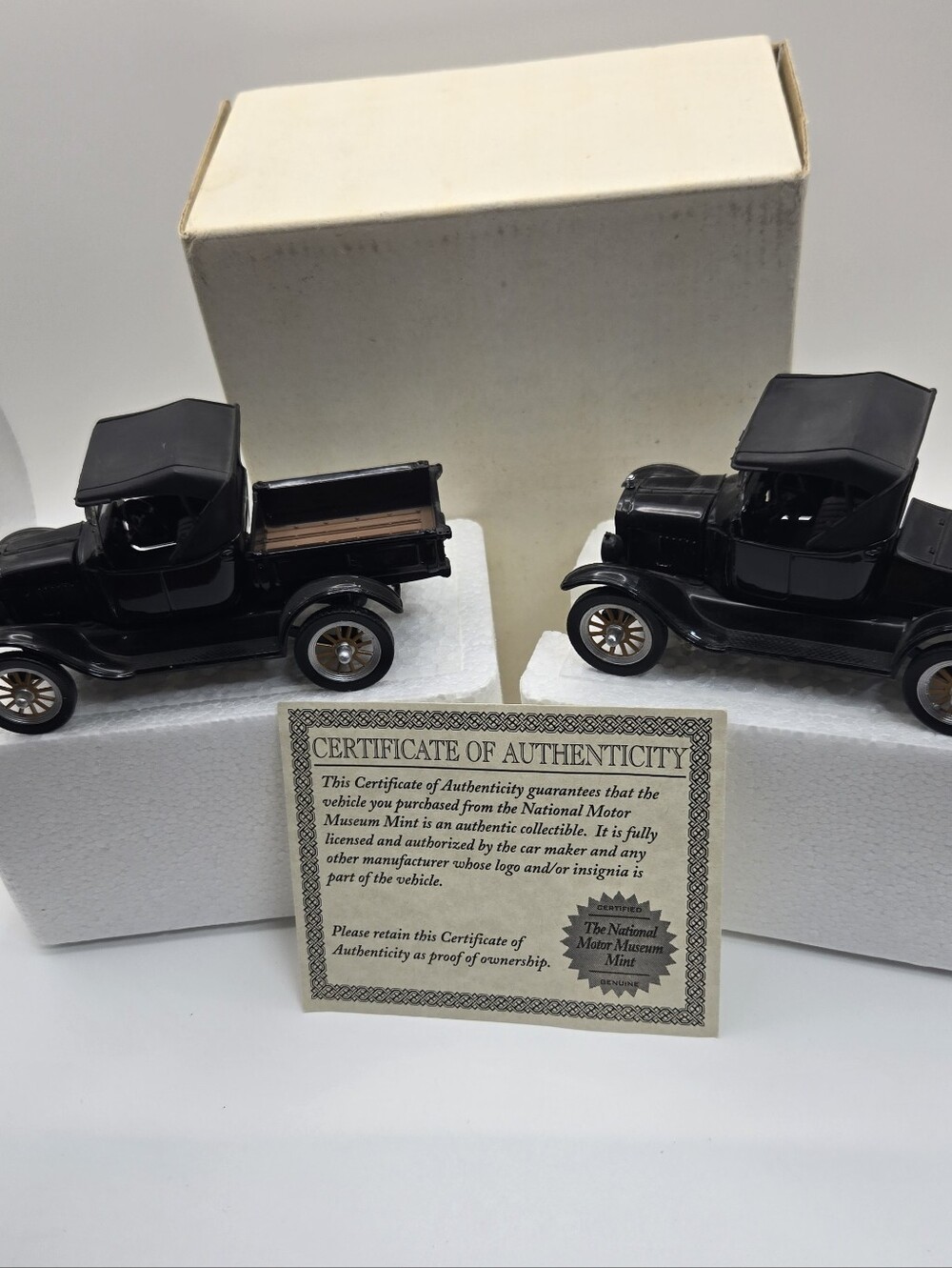 National Motor Museum Mint 1925 Ford Model T Pickup & Coupe two-car set